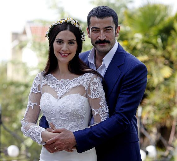 Karadayı'da mutlu son! Feride ve Mahir nikah masasında! - Resim : 1