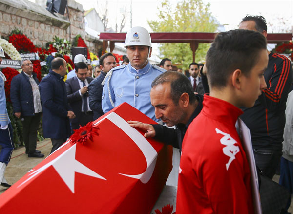 Naim Süleymanoğlu'na son görev! Türkiye efsane sporcusuna ağlıyor! - Resim : 3